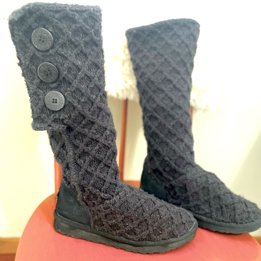 UGG Lattice Cardy Knit 3-button Boots